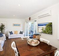 Jervis Bay Beach Shack - Pet Friendly - Geraldton Accommodation