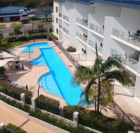 Boathouse Resort Water Front - Geraldton Accommodation