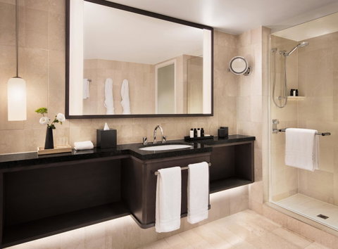 Four Seasons Hotel Sydney - Geraldton Accommodation 17