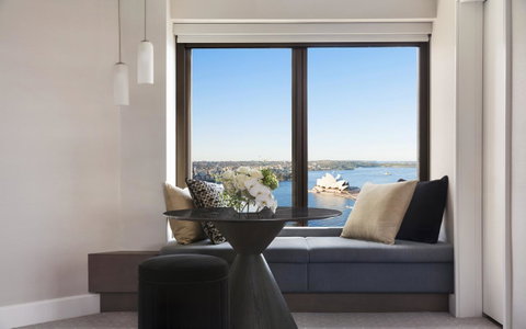 Four Seasons Hotel Sydney - Geraldton Accommodation 3