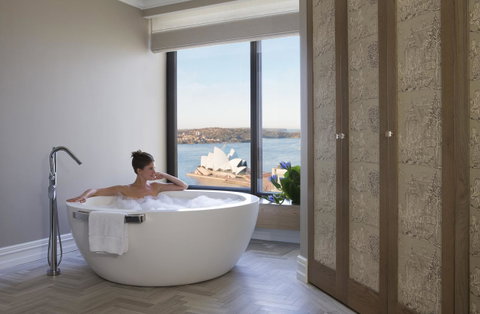 Four Seasons Hotel Sydney - Geraldton Accommodation 35