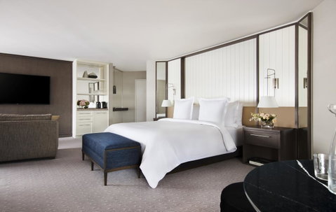 Four Seasons Hotel Sydney - Geraldton Accommodation 2