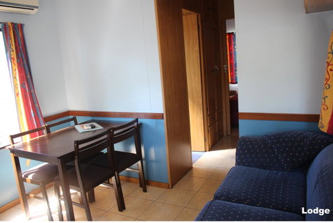 Lani\'s Holiday Island - Geraldton Accommodation 24