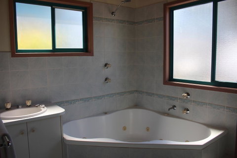 Lani\'s Holiday Island - Geraldton Accommodation 11
