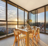Stunning Sunset Water View 2BEDs on High Rises - Geraldton Accommodation