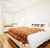 Cozy 5 Bed House in Sydney - Geraldton Accommodation