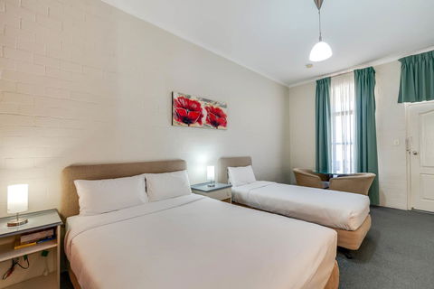 Prince Of Wales Hotel - Geraldton Accommodation 40
