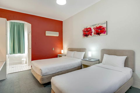 Prince Of Wales Hotel - Geraldton Accommodation 41