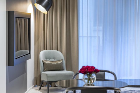 SKYE Suites Sydney - Geraldton Accommodation 11