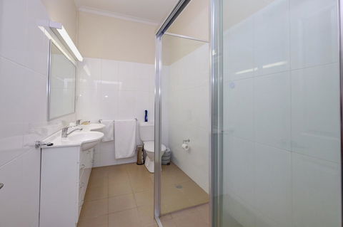 Lakes And Ocean Hotel Forster - Geraldton Accommodation 2