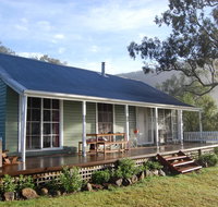 Cadair Cottages - Geraldton Accommodation