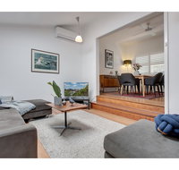 Spacious cottage with views 10 mins from the city - Geraldton Accommodation