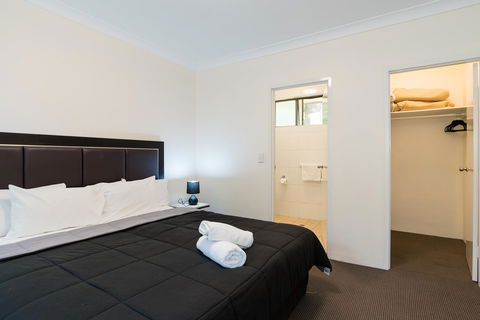 Eastwood Furnished Apartments - Geraldton Accommodation 6