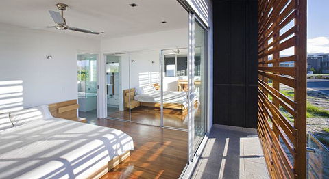 Casuarina Beachfront House - Hostie Properties - Geraldton Accommodation 16