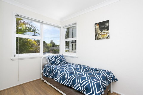 Beautiful Family Holiday House - Geraldton Accommodation 2