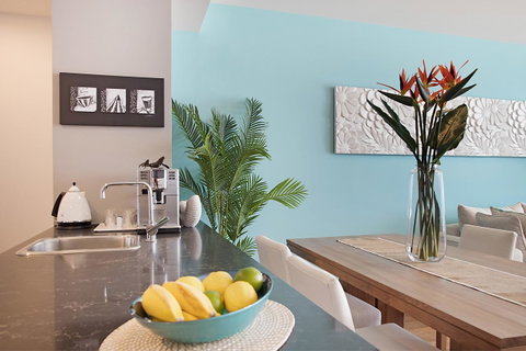 Arena Luxury Beachfront Apartment - Geraldton Accommodation 16