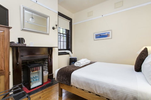 Sydney Harbour Bed And Breakfast - Geraldton Accommodation 25