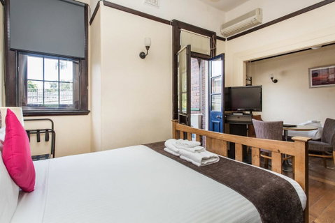 Sydney Harbour Bed And Breakfast - Geraldton Accommodation 18