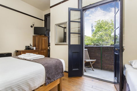 Sydney Harbour Bed And Breakfast - Geraldton Accommodation 12