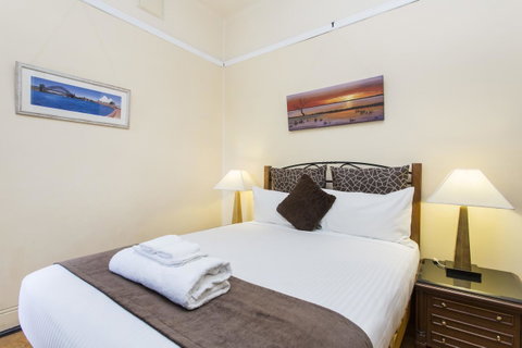 Sydney Harbour Bed And Breakfast - Geraldton Accommodation 26