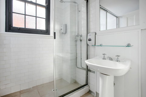 Sydney Harbour Bed And Breakfast - Geraldton Accommodation 7