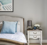 The Spa Cottage with HotTub Netflix  Stan - Geraldton Accommodation