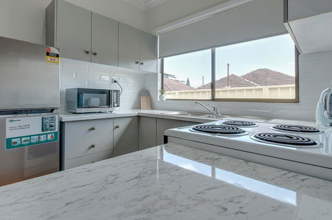 Hidden Gem Villa 7 - Geraldton Accommodation 7