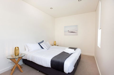 The Penthouse - Geraldton Accommodation 21