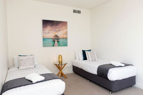 The Penthouse - Geraldton Accommodation 23