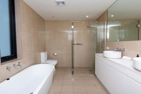 The Penthouse - Geraldton Accommodation 16