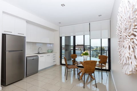The Penthouse - Geraldton Accommodation 3