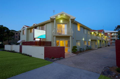 Marty's @ Little Beach - Geraldton Accommodation 4