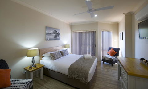 Marty's @ Little Beach - Geraldton Accommodation 25