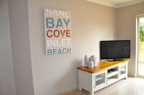 Marty's @ Little Beach - Geraldton Accommodation 29