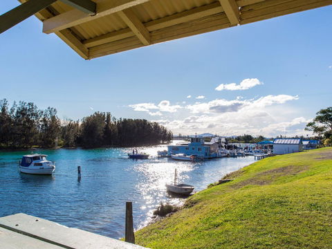 Aquarius 9 - Geraldton Accommodation 6