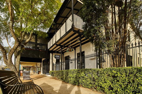 The Bronte Boutique Hotel - Geraldton Accommodation 0