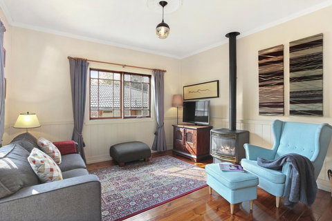 Allegra Cottage Of Leura - Geraldton Accommodation 3