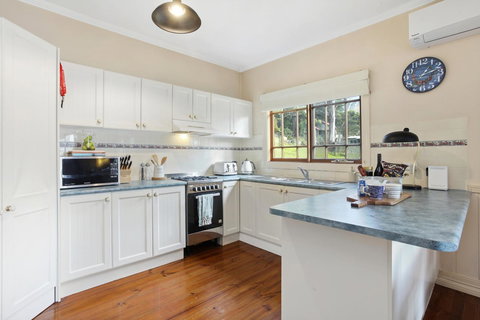 Allegra Cottage Of Leura - Geraldton Accommodation 2