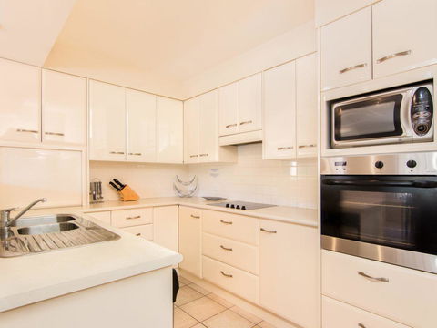 Millennium 102 With Pool In Complex - Geraldton Accommodation 9