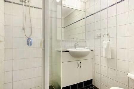 Central Studio, Darwin CBD Northern Territory - Geraldton Accommodation 9