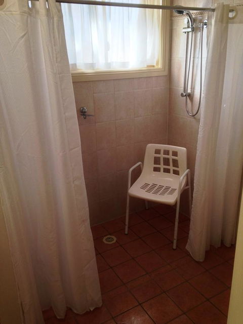 Beaches Serviced Apartments - Geraldton Accommodation 35