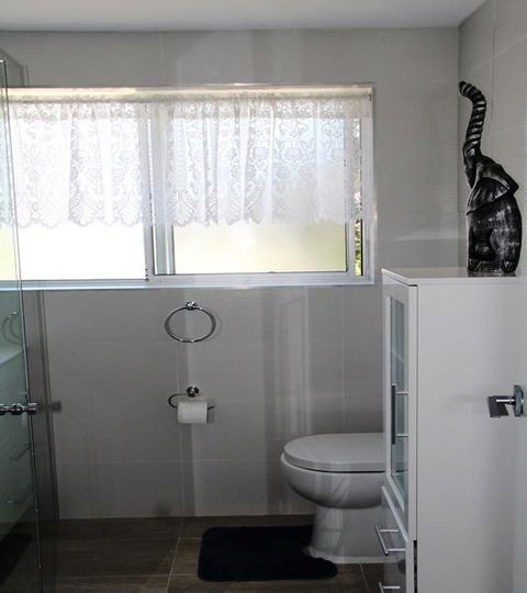 Beaches Serviced Apartments - Geraldton Accommodation 2