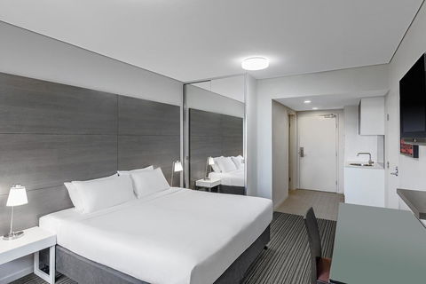 Adina Apartment Hotel Darwin Waterfront - Geraldton Accommodation 14