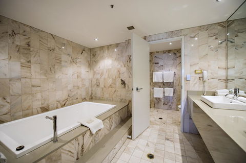 Hilton Darwin - Geraldton Accommodation 35
