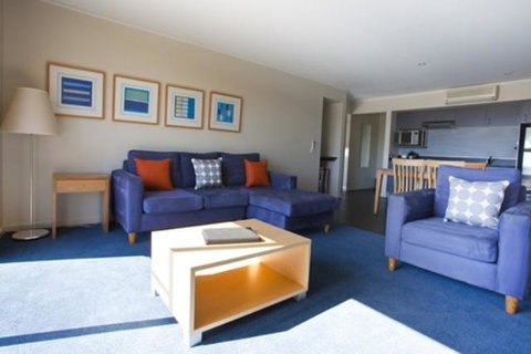 Corrigans Cove - Geraldton Accommodation 10