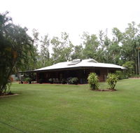 DARWIN'S SHADY ACRES RETREAT - Geraldton Accommodation