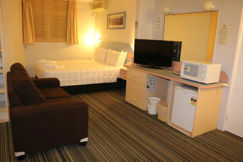 Golden Sands Motor Inn - Geraldton Accommodation 21