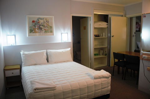 Golden Sands Motor Inn - Geraldton Accommodation 1