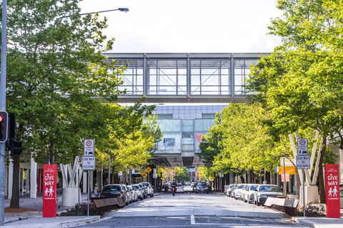 Highgate Executive Apartment City Walk Canberra - Geraldton Accommodation 36