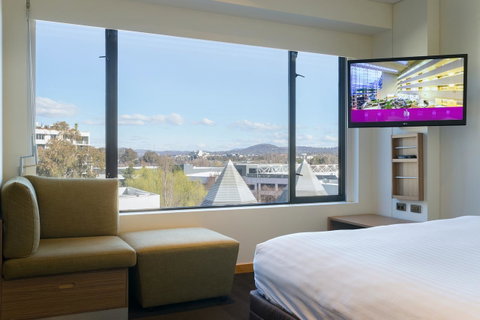 Crowne Plaza Canberra, An IHG Hotel - Geraldton Accommodation 19